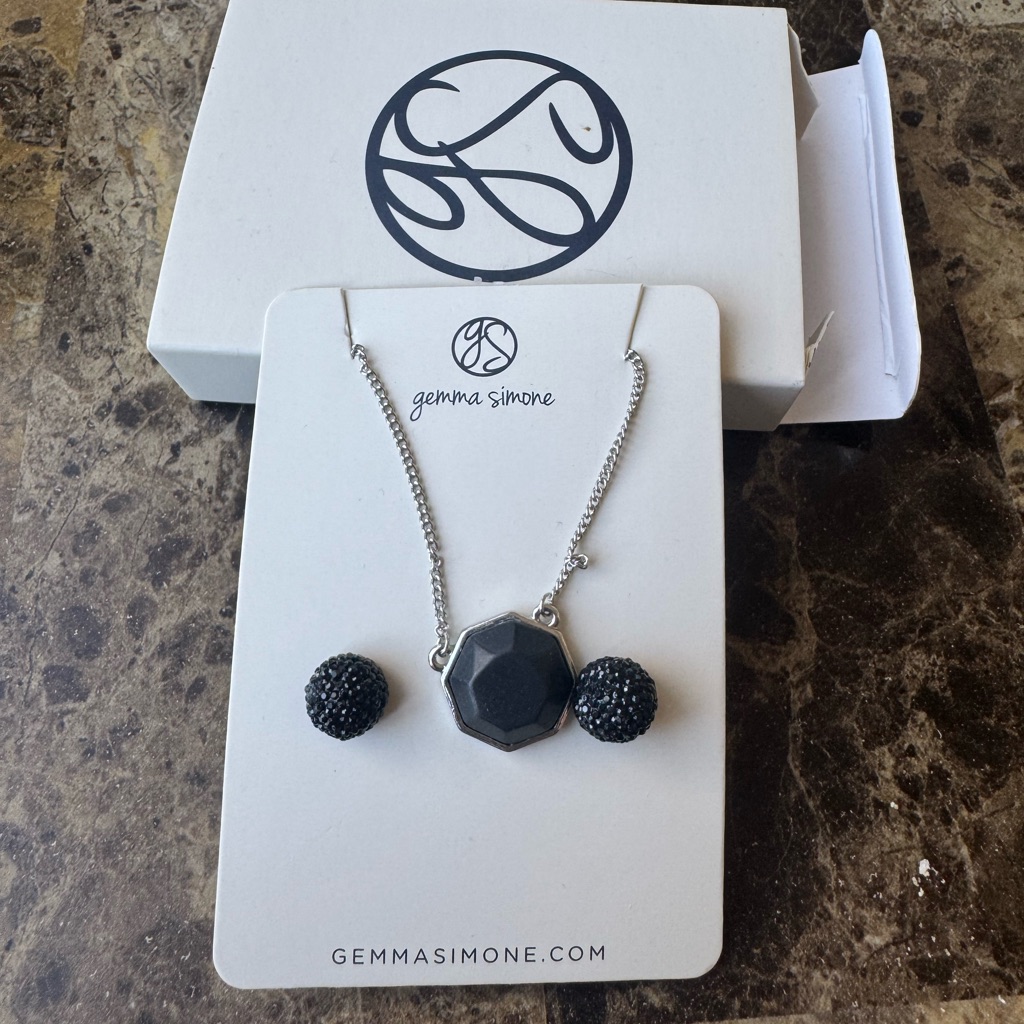 Gemma Simone Demi Silver Necklace Earrings Set 15$
